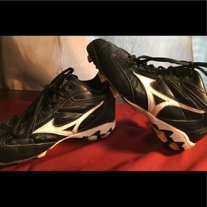 Mizuno 9 Spike Franchise Mid G4 Cleats